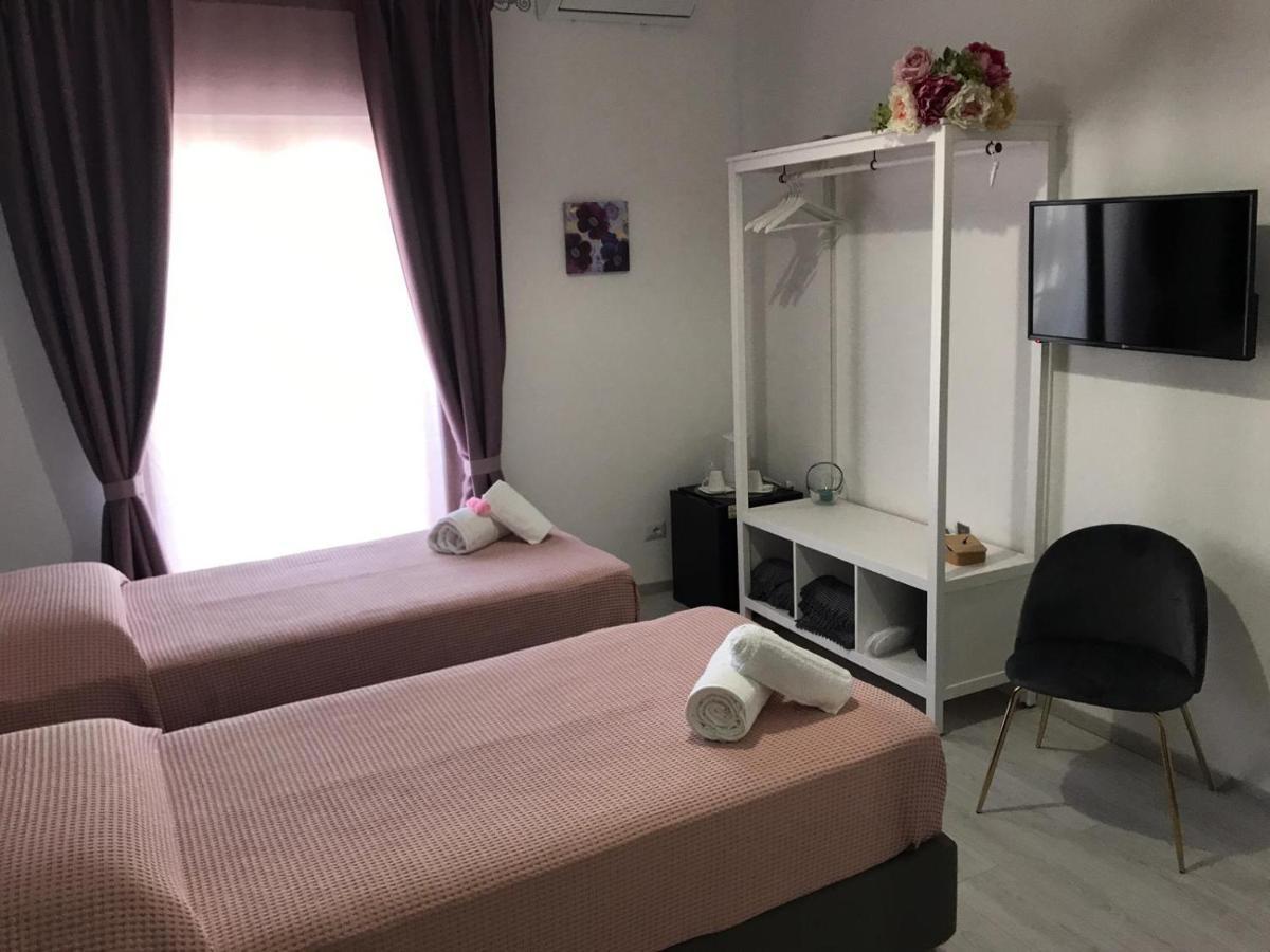 B&B Le Stanze Al Centro Agrigento Exteriör bild